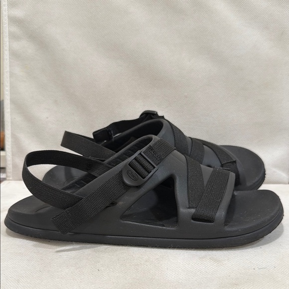MEN’S CHACO BLACK SANDALS (sz 12) main image 6